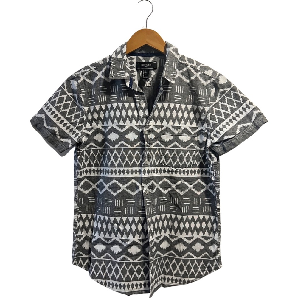 Forever 21 Mens Short Sleeve Shirt White and Gray Allover BOHO Diamond Pattern S